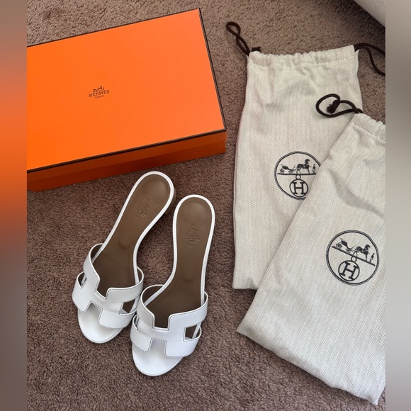 Hermes White Oasis Sandals - Picture 3 of 11